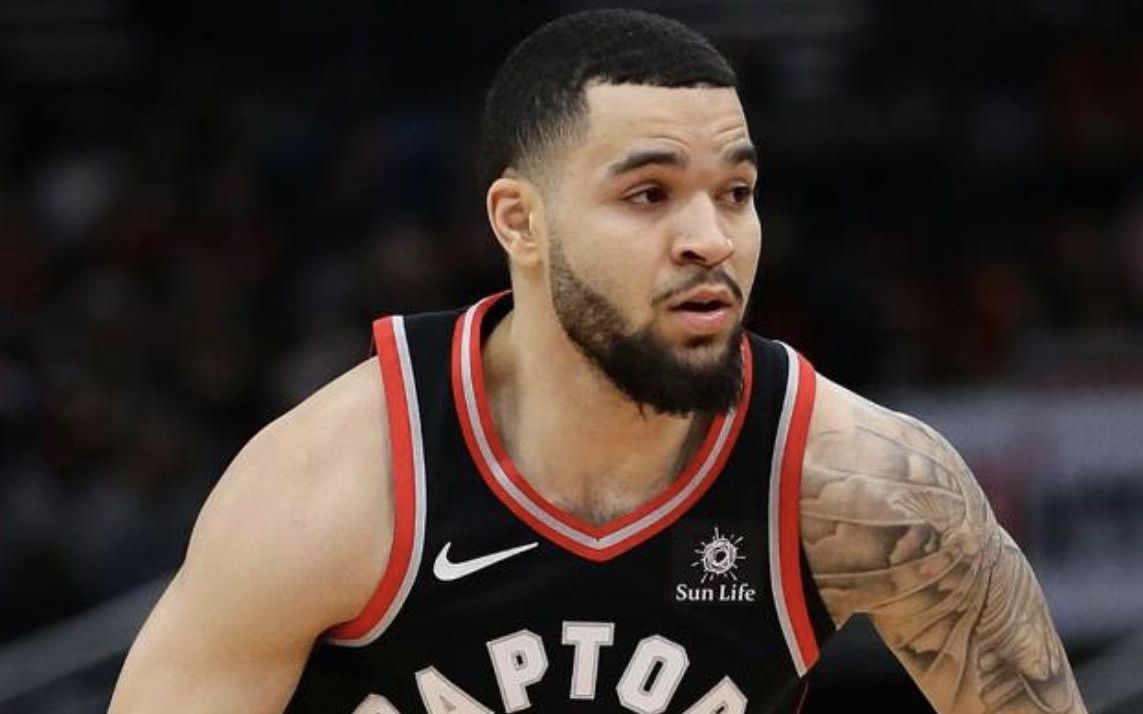 这三人相提 这三人相提