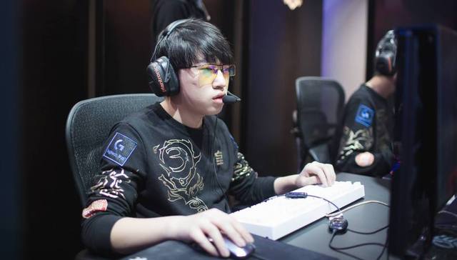 这些因素共 这些因素共